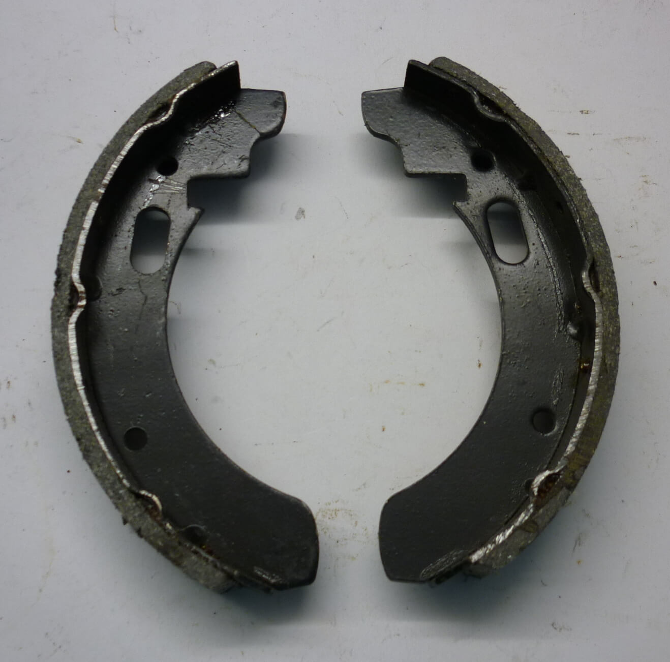 Brake shoes, Ape AC / AD / AE / AE0 / Pentaro, like GF 0115