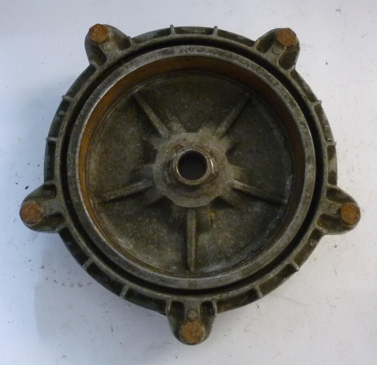 Rear brake drum, Vespa 125 / 150 / 180 / 200