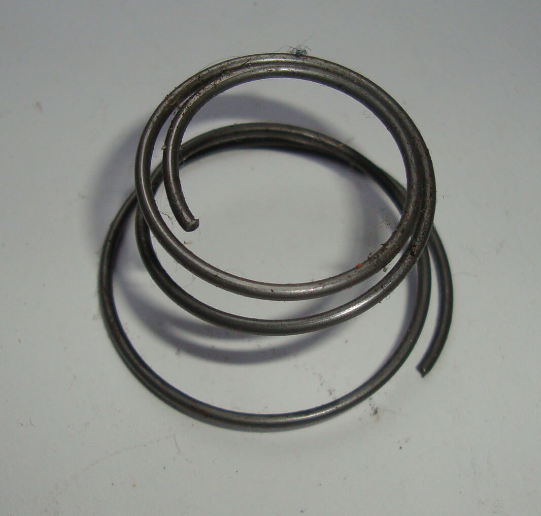 Spring for kickstarter gear, Vespa 50 / 80 / 90 / 100 / 125 PK