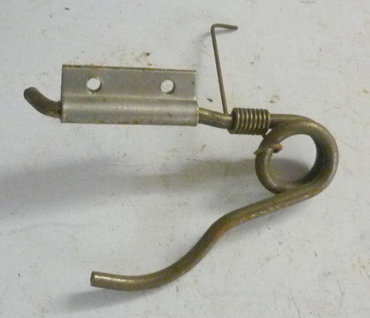 Spring Clip holder side cowll, Vespa 80 / 125 / 150 / 160 / 180 / 200