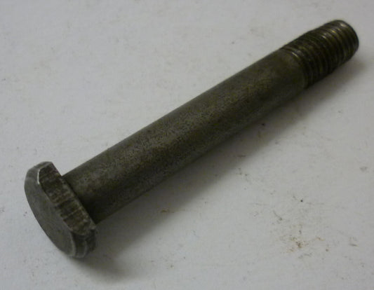 Srew, engine case, cadmium plated, M7 x 54