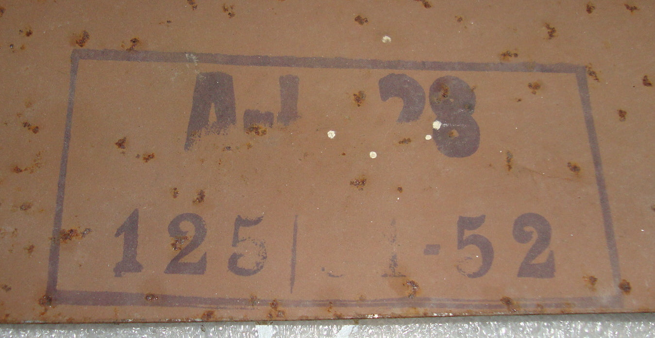 Side panel for spare wheel side, Vespa 125 V30T > V33T, NOS