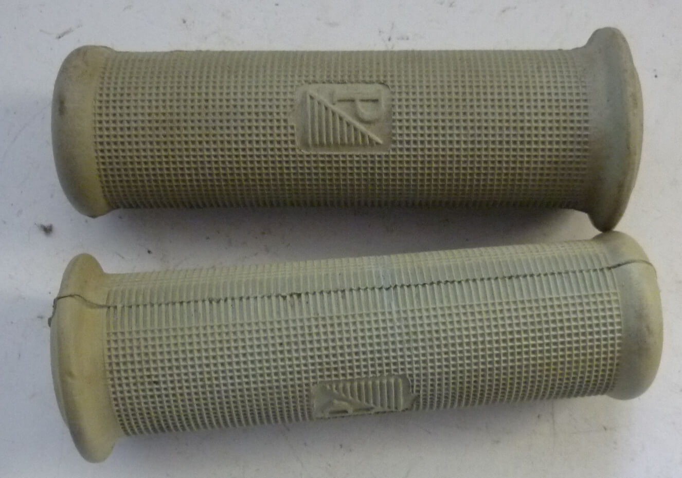 Grip, 24 mm, premuim quality, grey
