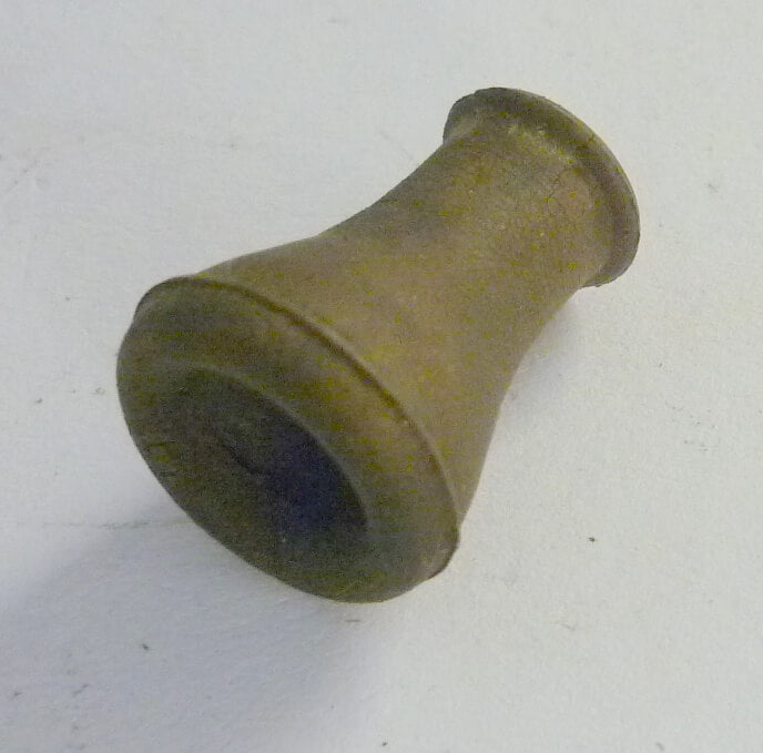 Gummikappe, Überwurfmutter, Tachowelle, unten, grau, Vespa 125 / 150 / 180 / 200 / - Ape, Patina