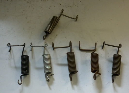 Springs for central stand, Vespa 125 1948 > 1957 / 150 1954 > 1958 / GS 150, used
