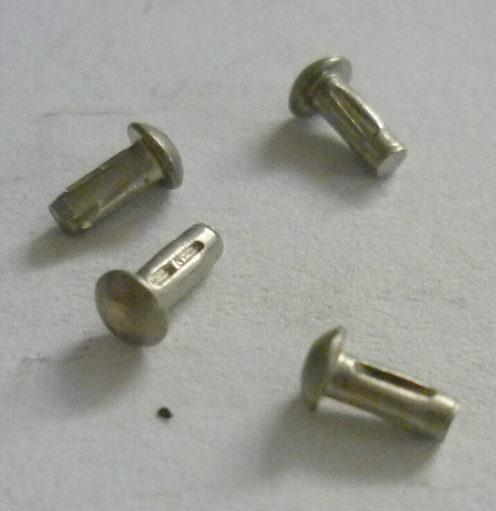 Halbrundkerbnägel für Typenschild, 4 Stück, Ø 1,6 x 4 mm