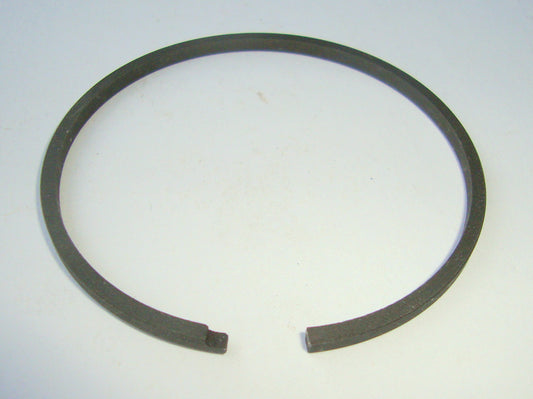 Piston ring 57,6 x 2,5 FL einseitig, NOS
