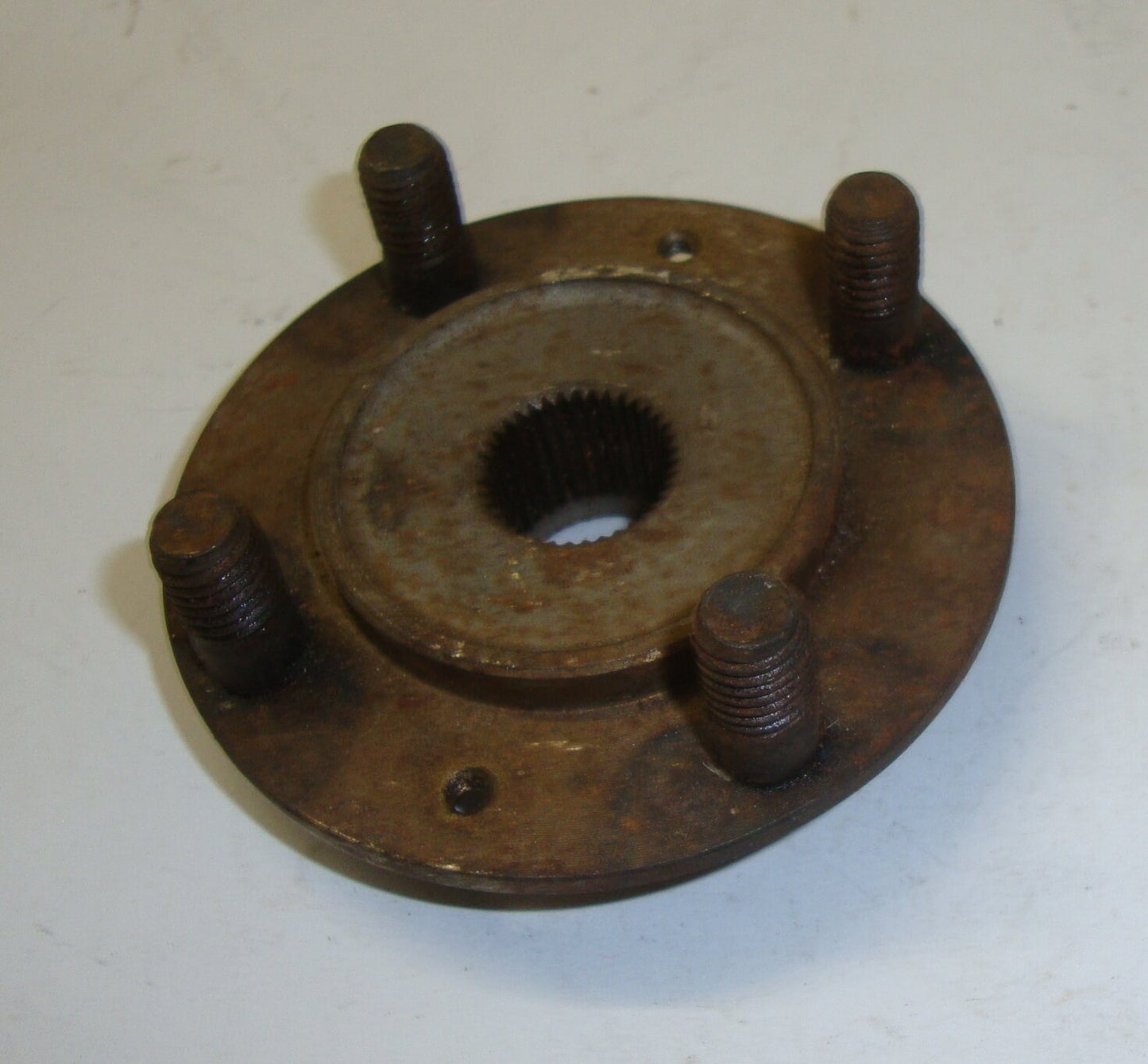 Flangia ruota, Vespa 125 / 150, bullone ruota M10