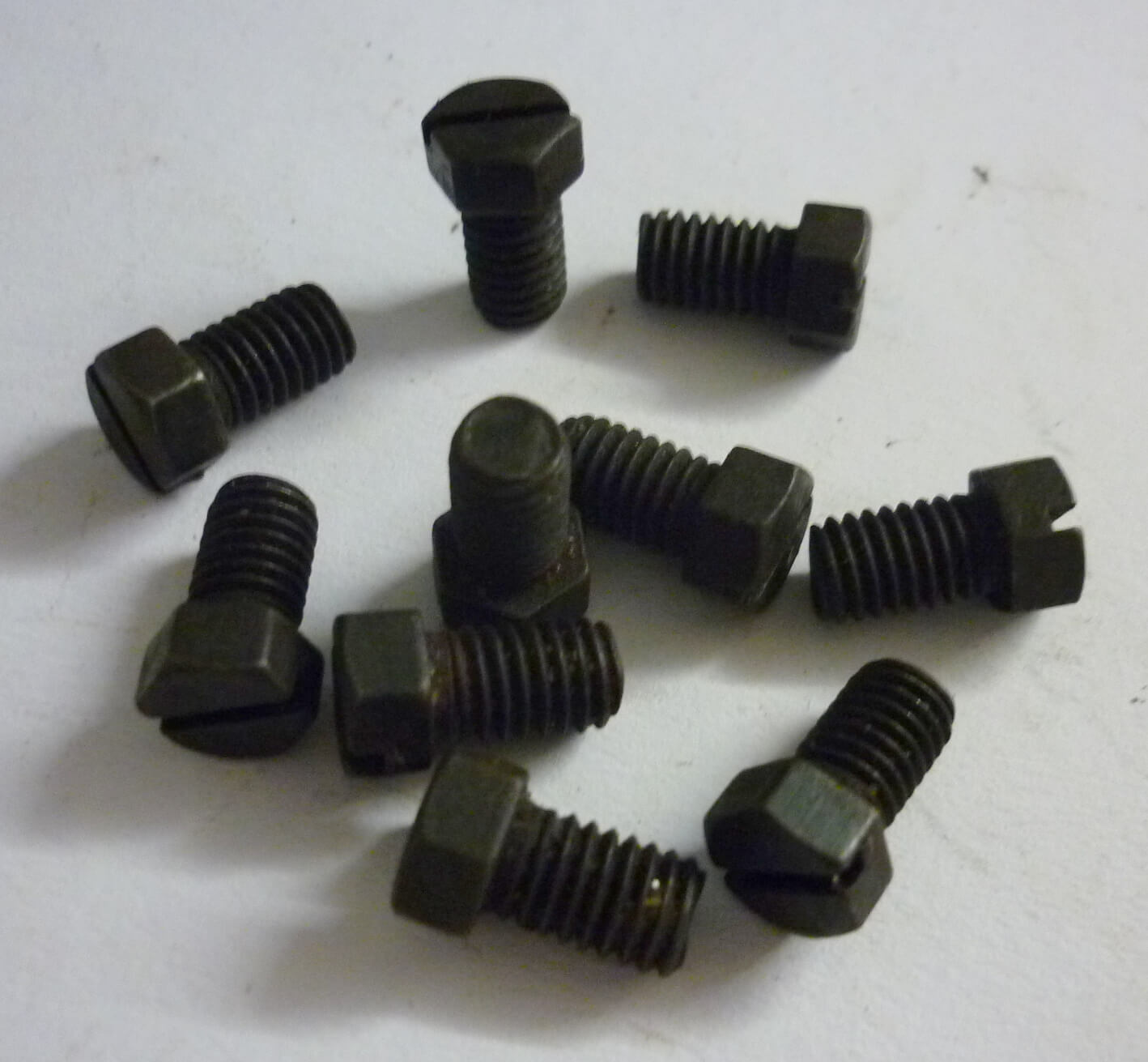 Sechskantschraube mit Schlitz, Schaltwelle, M 5 / SW 8, Vespa 98 - 125 - Ape 125, NOS
