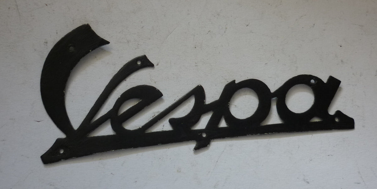 Scritta con fori, corsivo, cromata, Vespa 98 / 125 / 150