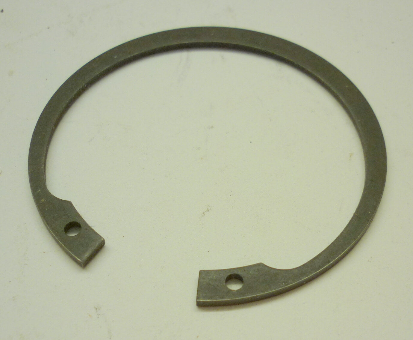 Circlip, clutch side crankshaft bearing,  Vespa / Ape