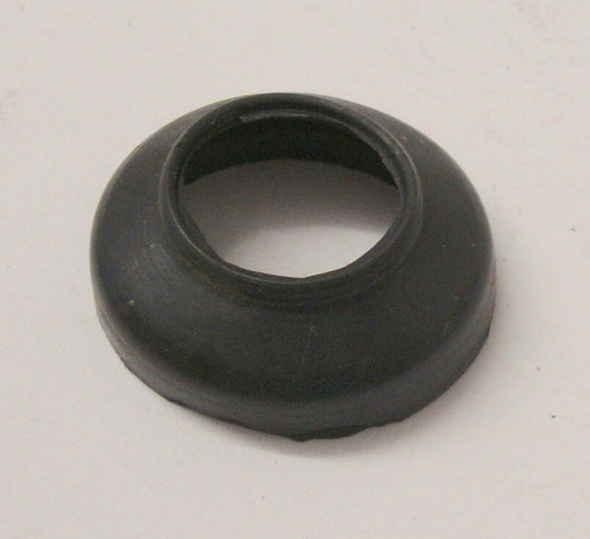 Gasket, rear torsion bar, Ape