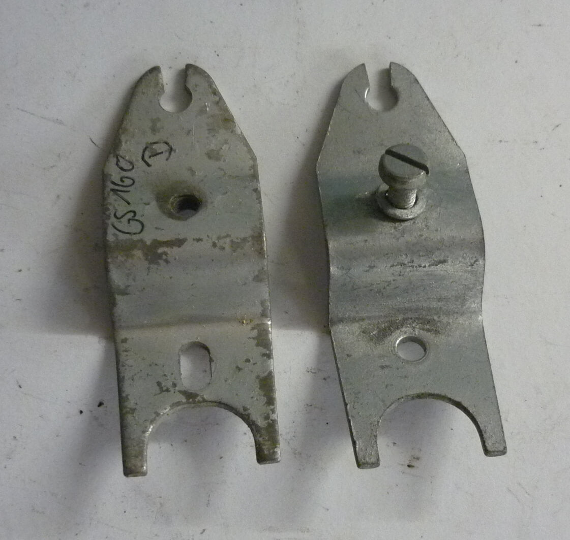 Speedometer bracket, Vespa 50 / 100