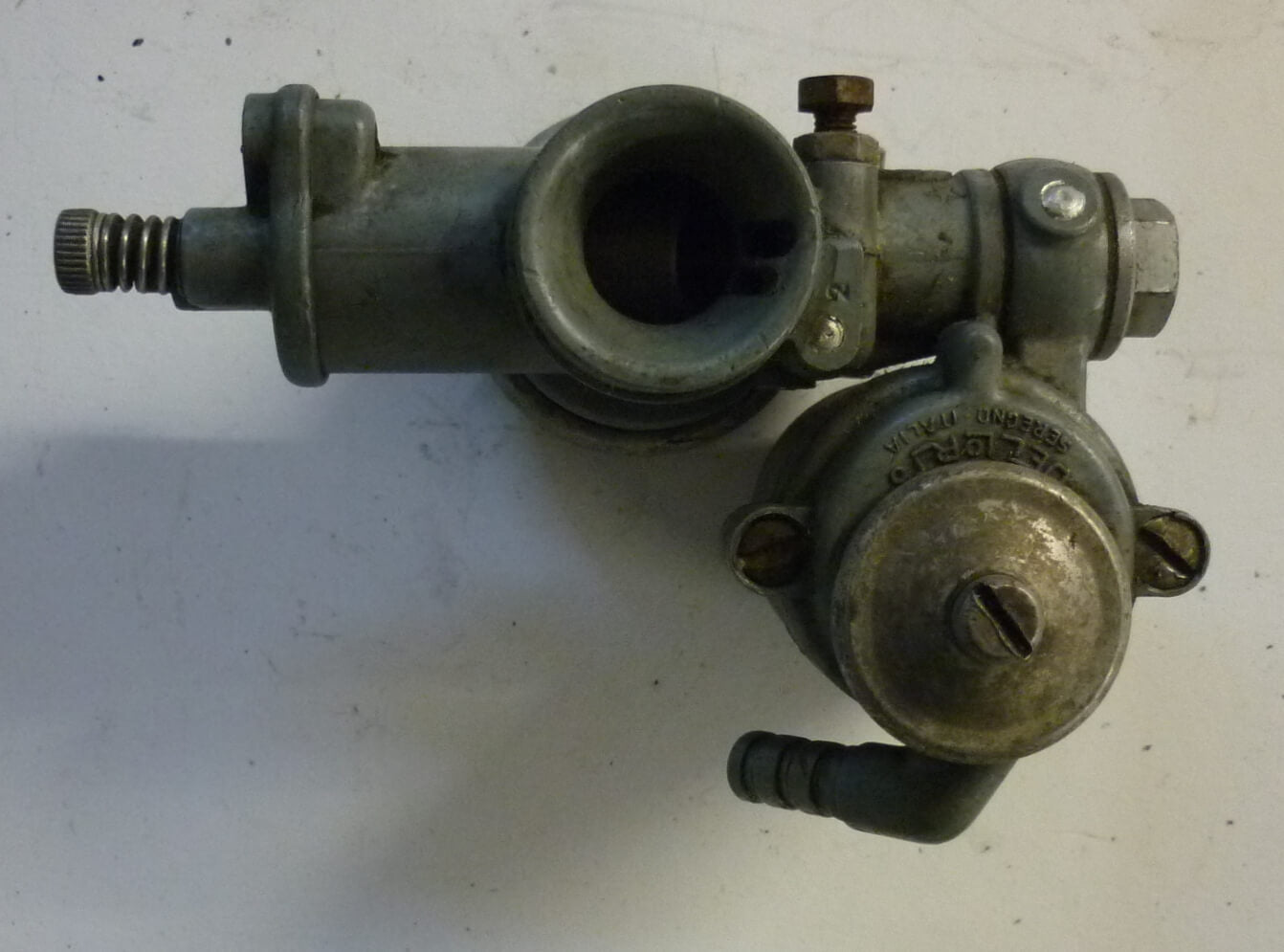 Srew, clamp, UB23S3 carburettor, NOS