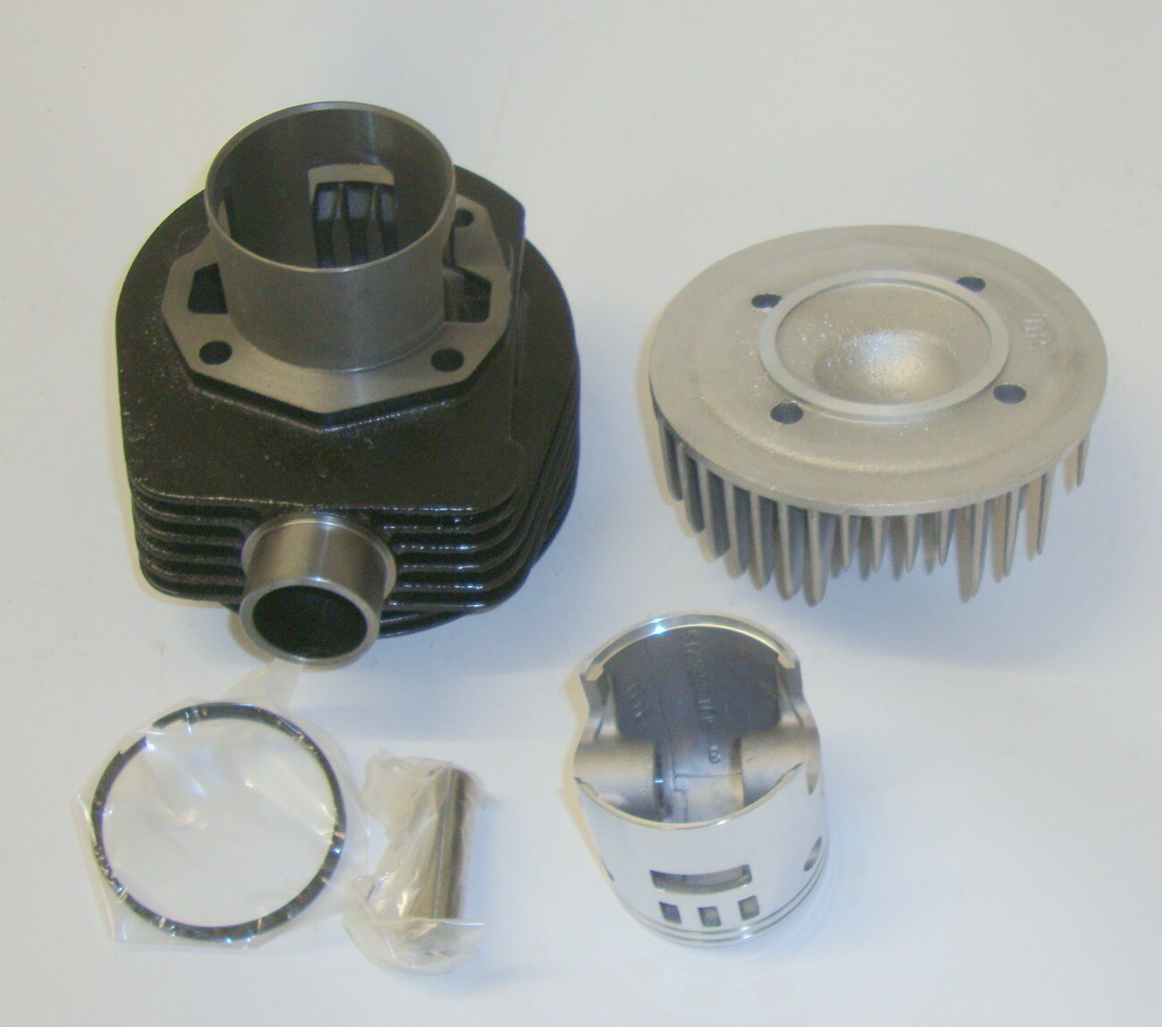 Cilinderkit, DR 177, 7 ports, Vespa 125 / 150